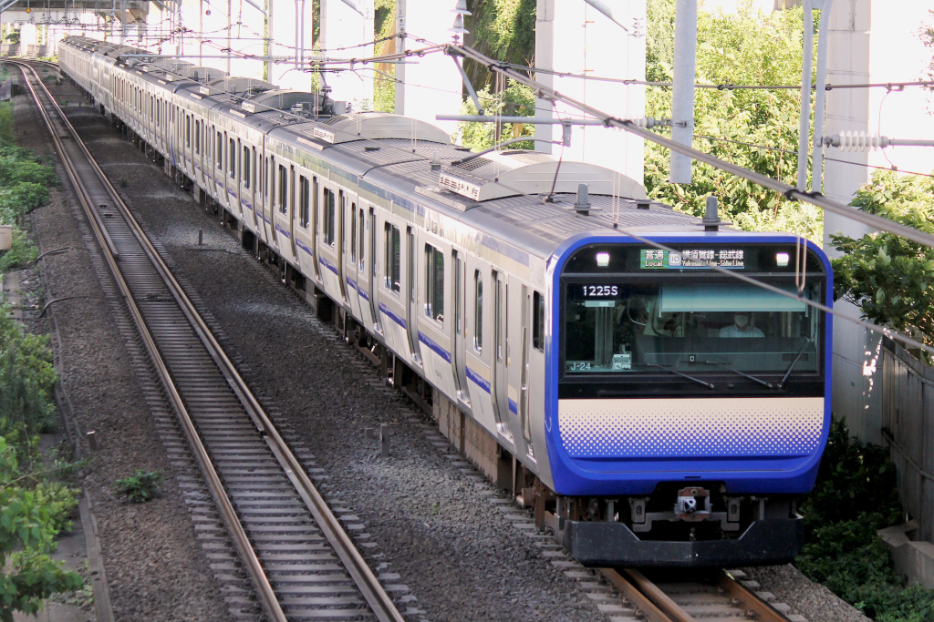 E235系横須賀・総武線