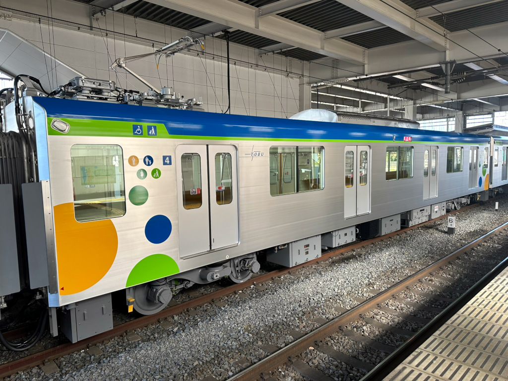 東武80000系　たのしーと