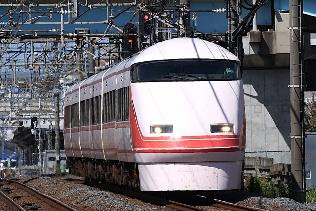 東武100系スペーシア_いちごスペーシア 東武100系スペーシア_いちごスペーシア