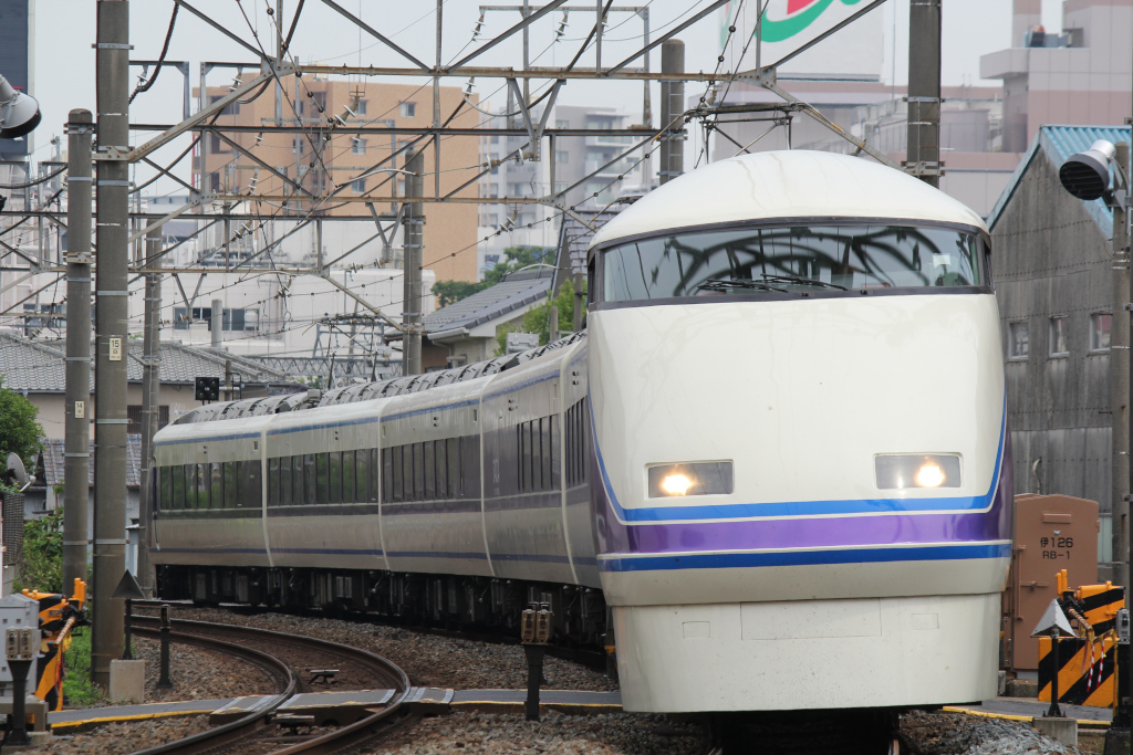 東武100系スペーシア_雅 東武100系スペーシア_雅