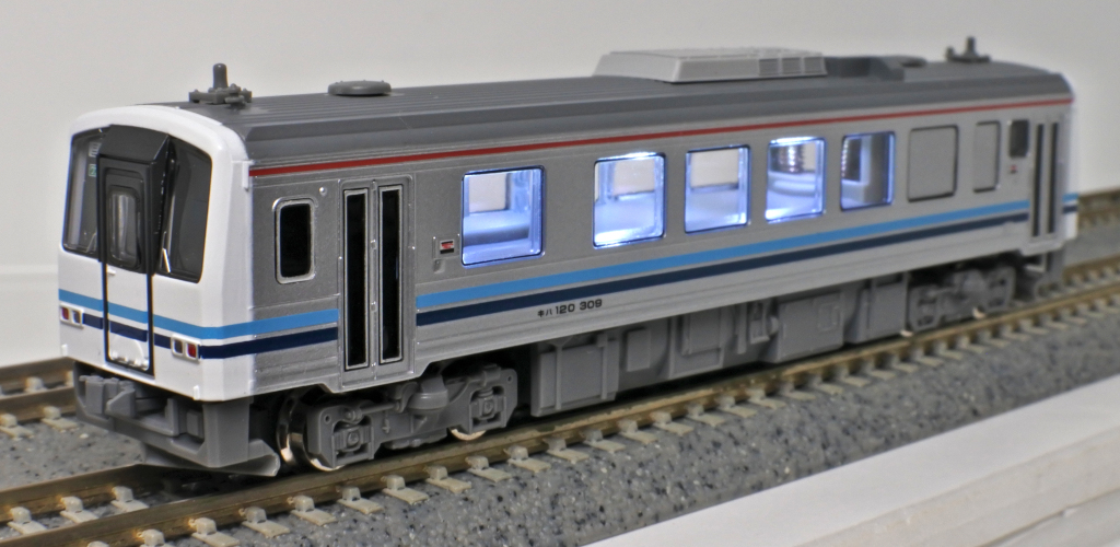 キハ120-300 キハ120-300