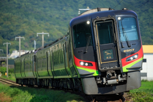 四国2700系 四国2700系